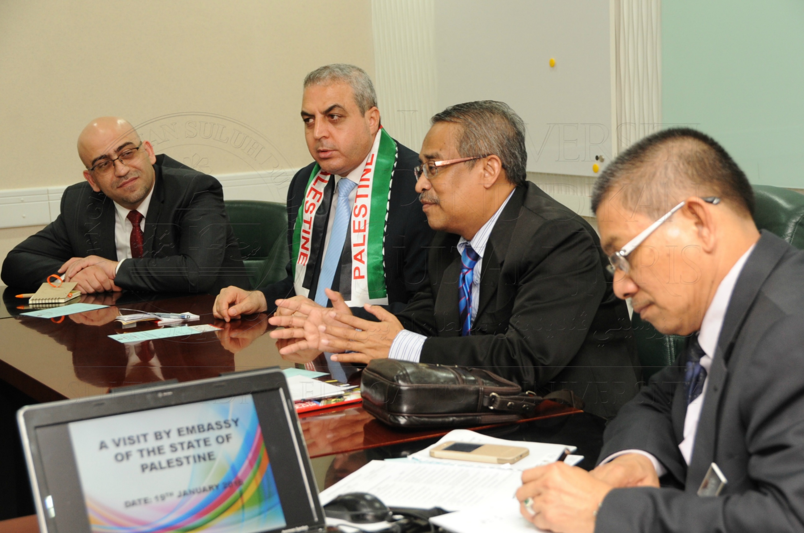 PRO 16 3 PALESTINEHAS 7650